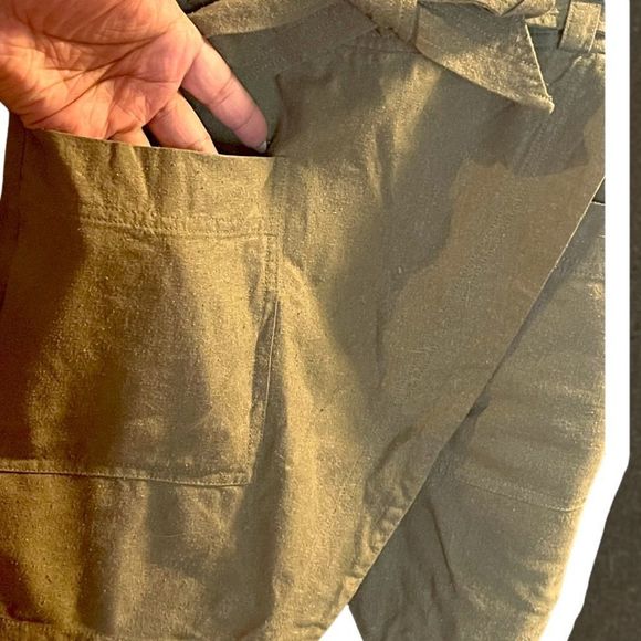 💥2/$15💥 Madewell High-waist Tie skirt 100% silk - Picture 2 of 6